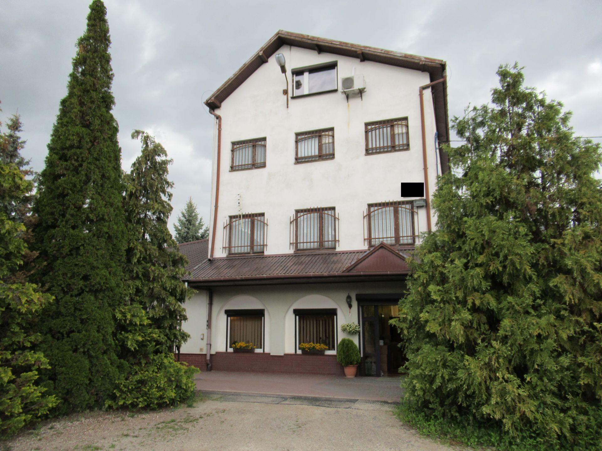 Budynek Ząbki ul. Piłsudskiego 550 m² — usługowo-produkcyjny — zdjęcie 1